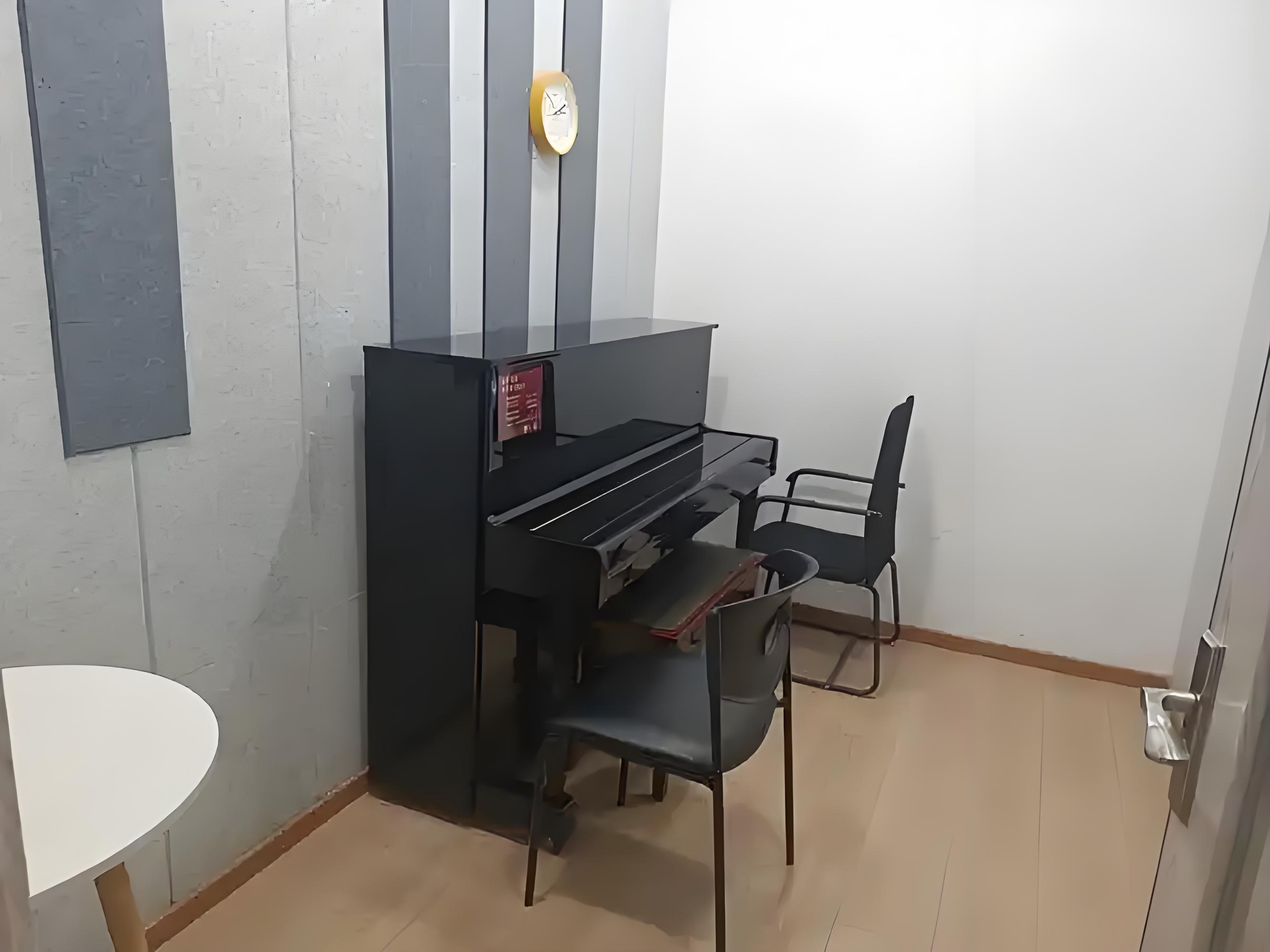 琴房